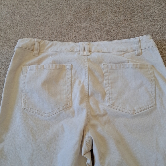 Liz Claiborne Wide Leg Jeans Women's Size 10 Cream Denim Cropped Capri Pant - Picture 7 of 10
